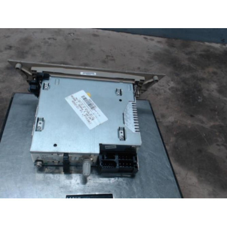 Autoradio d'origine RENAULT LAGUNA 3 Photo n°1