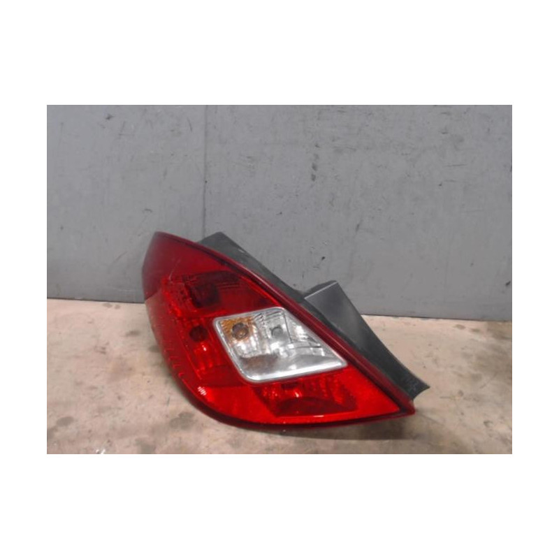 Feu arriere principal gauche (feux) OPEL CORSA D
