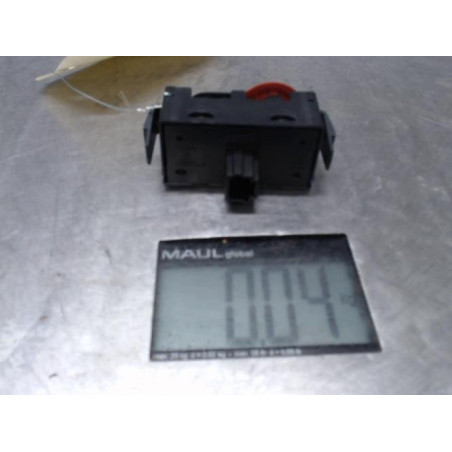 Bouton de warning RENAULT CLIO 3 Photo n°1