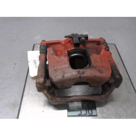 Etrier avant droit (freinage) MERCEDES CLASSE CLA 117