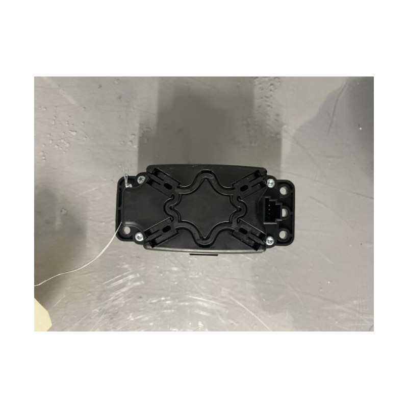 Commande GPS MERCEDES CLASSE CLA 117