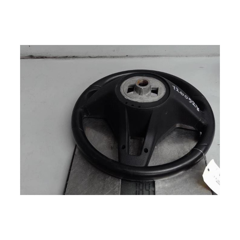 Volant MERCEDES CLASSE CLA 117