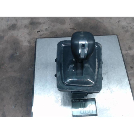 Levier de vitesses PEUGEOT 3008 1