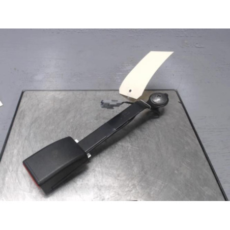 Attache ceinture avant droit RENAULT CAPTUR Photo n°1