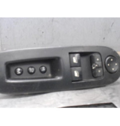 Interrupteur de leve vitre avant gauche PEUGEOT 407 Photo n°3