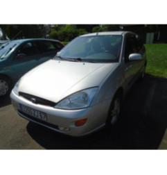 Face avant FORD FOCUS 1 Photo n°10