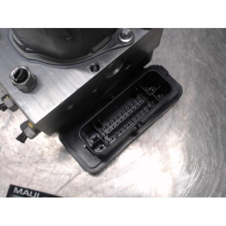 Bloc ABS (freins anti-blocage) DACIA DUSTER 2 Photo n°1