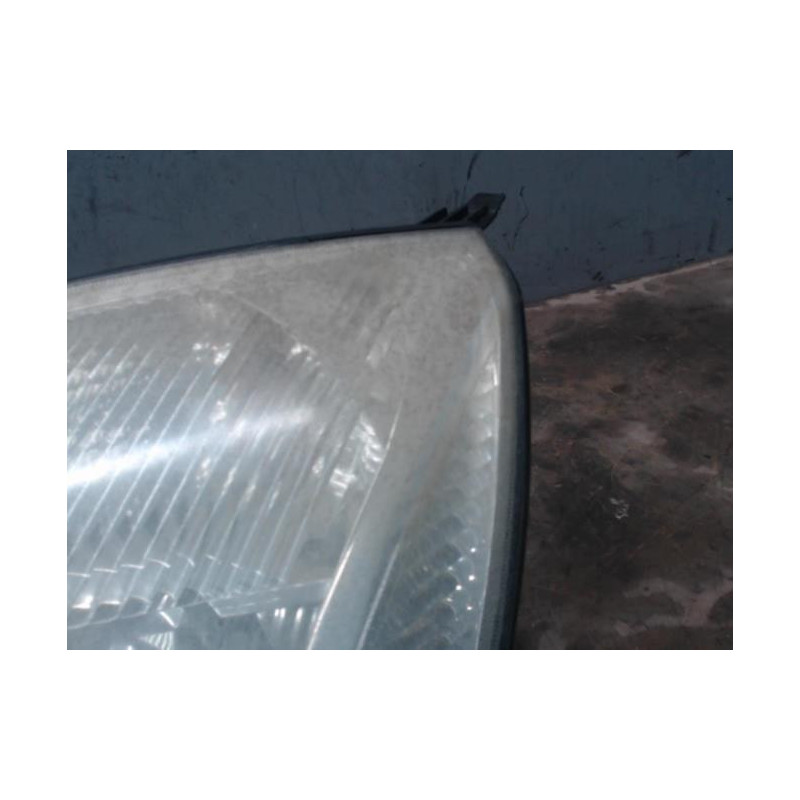 Optique avant principal gauche (feux)(phare) FORD FIESTA 5