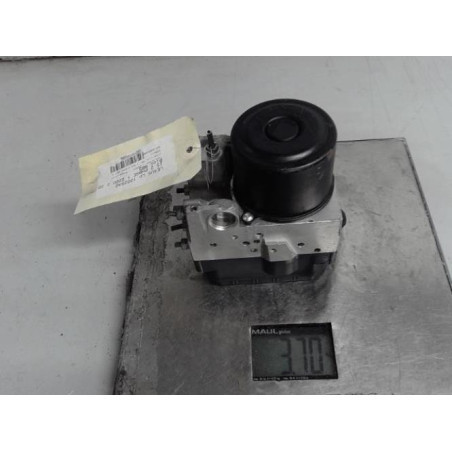 Bloc ABS (freins anti-blocage) LEXUS IS 2 Photo n°1