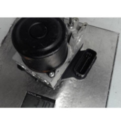 Bloc ABS (freins anti-blocage) LEXUS IS 2 Photo n°3