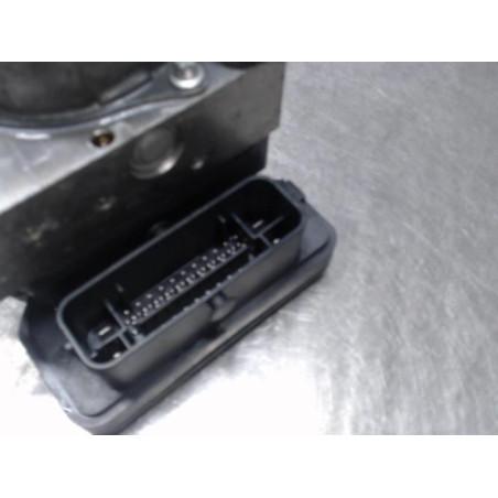 Bloc ABS (freins anti-blocage) RENAULT TWINGO 3 Photo n°1