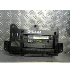 Ecran GPS RENAULT TWINGO 3 Photo n°1