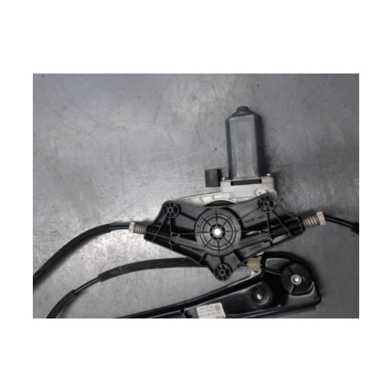 Moteur leve vitre avant gauche VOLKSWAGEN GOLF 7