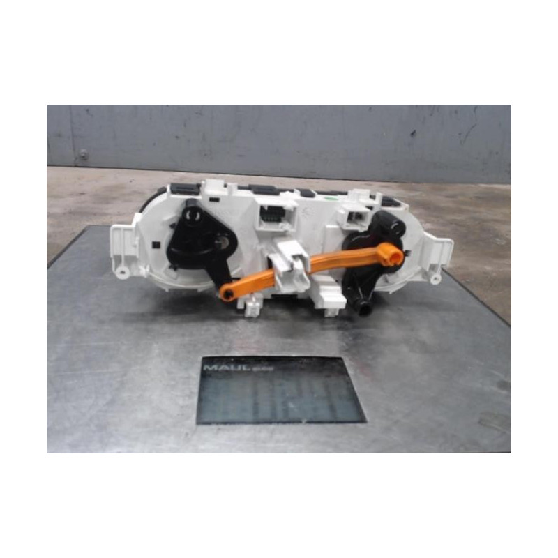 Commande chauffage PEUGEOT 208 1