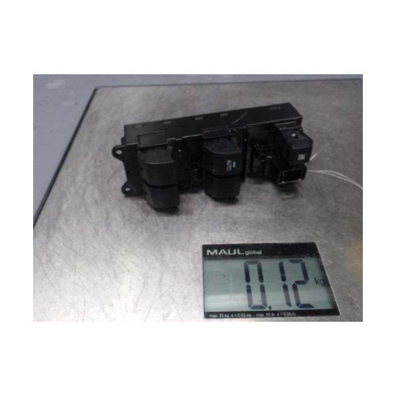 Interrupteur de leve vitre avant gauche MITSUBISHI SPACE STAR 3