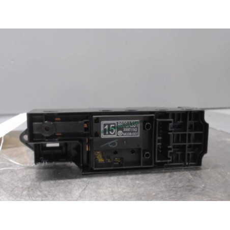 Interrupteur de leve vitre avant gauche MITSUBISHI SPACE STAR 3