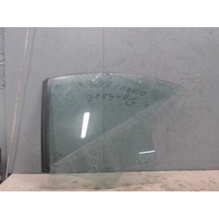 Vitre arriere gauche PEUGEOT 307