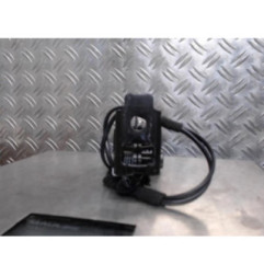 Attache ceinture arriere gauche CITROEN C5 2 Photo n°1