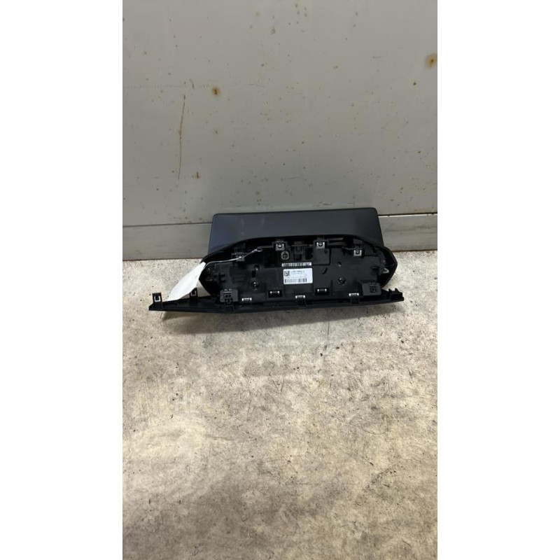 Ecran GPS PEUGEOT 208 2