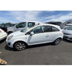 Capot OPEL CORSA D Photo n°17
