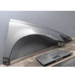 Aile avant droit VOLVO V 50 Photo n°1