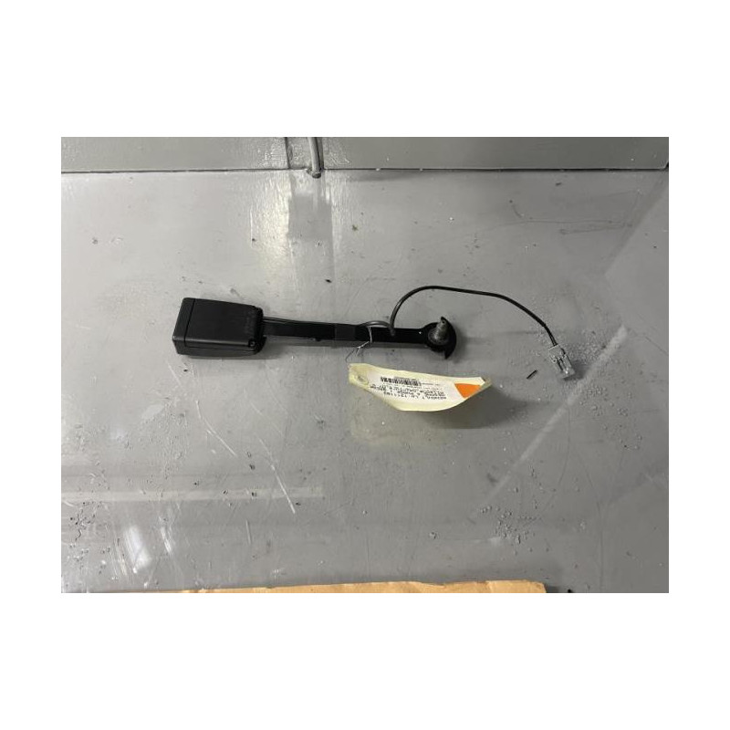 Attache ceinture avant gauche RENAULT MEGANE 4