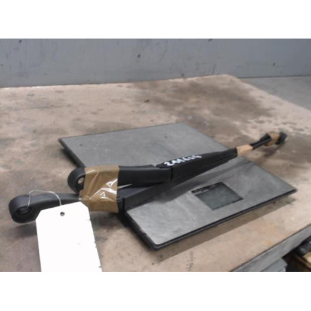 Bras essuie glace avant FORD KA+