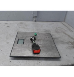 Attache ceinture avant droit FORD KA+ Photo n°3