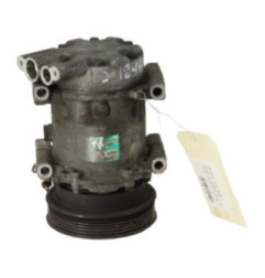 Compresseur clim RENAULT CLIO 2 Photo n°1