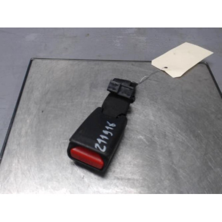 Attache ceinture arriere gauche PEUGEOT 108 Photo n°1