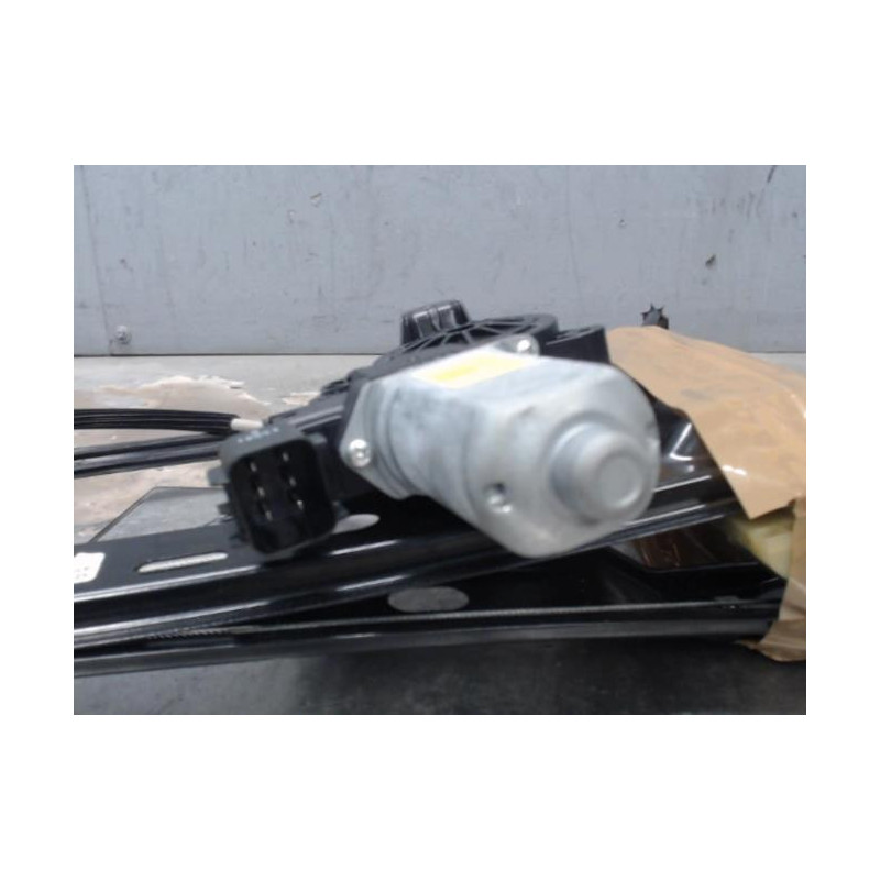 Moteur leve vitre avant gauche FORD GRAND C-MAX 2