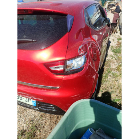 Volant RENAULT CLIO 4 Photo n°1