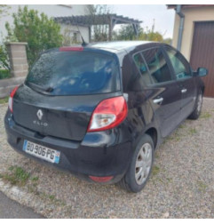 Capot RENAULT CLIO 3 Photo n°7