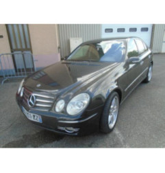 Autoradio d'origine MERCEDES CLASSE E 211 Photo n°4