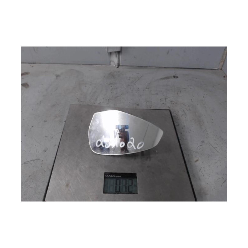Glace retroviseur droit AUDI A4 4