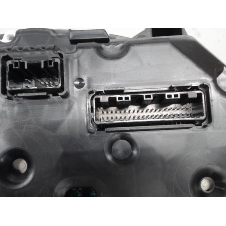 Compteur TOYOTA VERSO-S Photo n°1