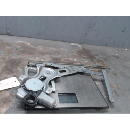 Moteur leve vitre avant gauche TOYOTA VERSO-S