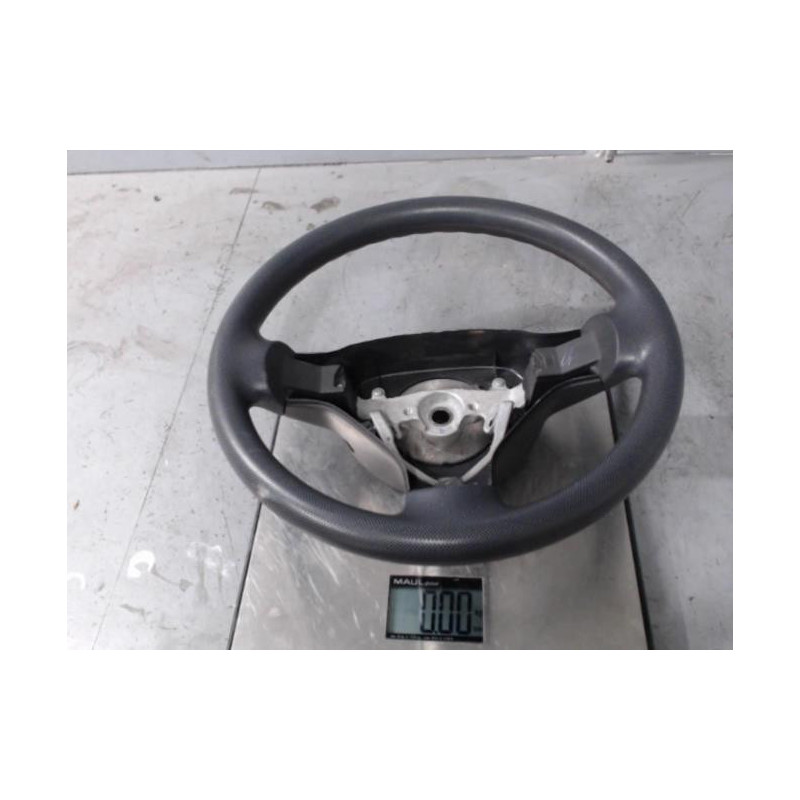 Volant TOYOTA AYGO 1