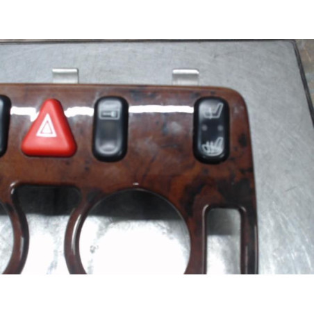 Bouton de warning MERCEDES CLASSE CLK 208 Photo n°1