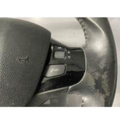 Volant PEUGEOT 308 2 Photo n°1