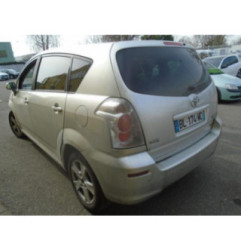 Bloc ABS (freins anti-blocage) TOYOTA COROLLA VERSO 2 Photo n°10