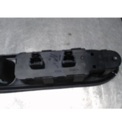 Interrupteur de leve vitre avant gauche PEUGEOT 407 Photo n°1