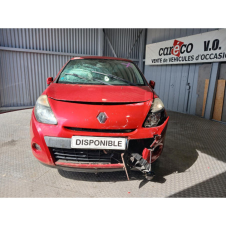 Vitre avant gauche RENAULT CLIO 3