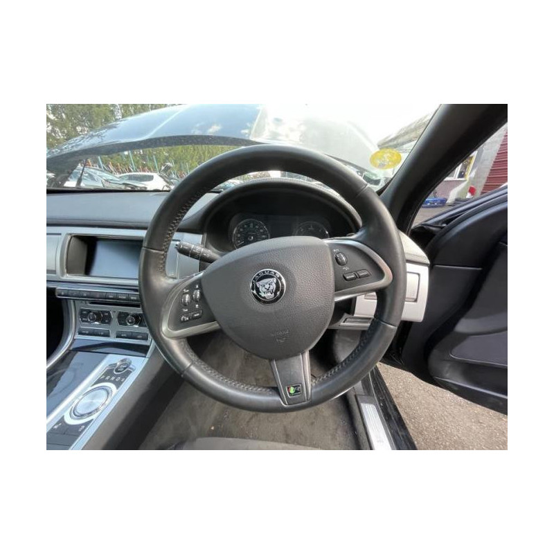 Volant JAGUAR XF 1