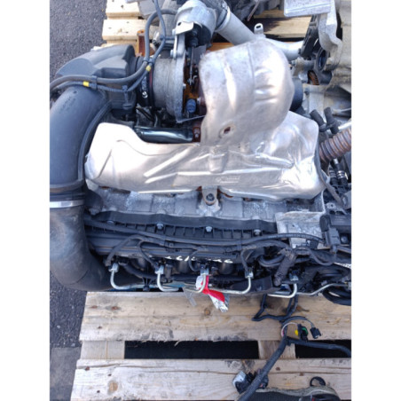 Moteur VOLVO V 40 2 Photo n°1