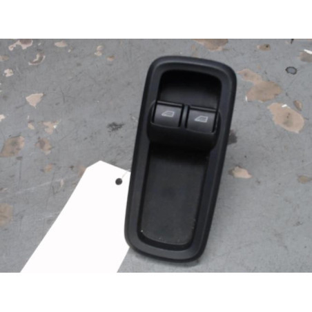 Interrupteur de leve vitre avant gauche FORD FIESTA 6