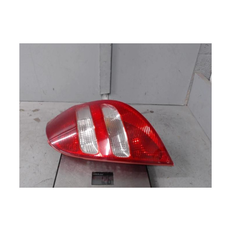 Feu arriere principal droit (feux) MERCEDES CLASSE A 169