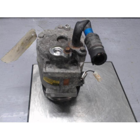 Compresseur clim VOLVO V 70 1 Photo n°1