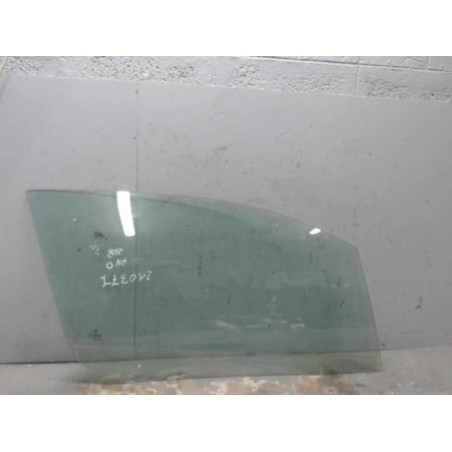 Vitre avant droit PEUGEOT 208