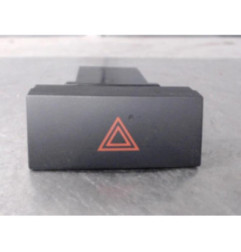 Bouton de warning HYUNDAI COUPE 2 Photo n°1